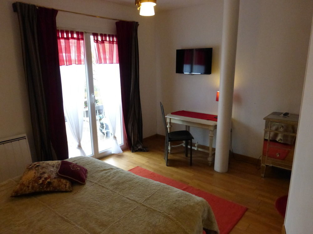 Logis Hotel La Villa Boucicaut Chalon-sur-Saone Exterior photo